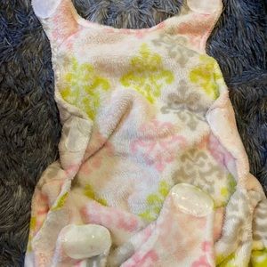 💚 3/$25 Blankets and Beyond Baby Sleep Sack